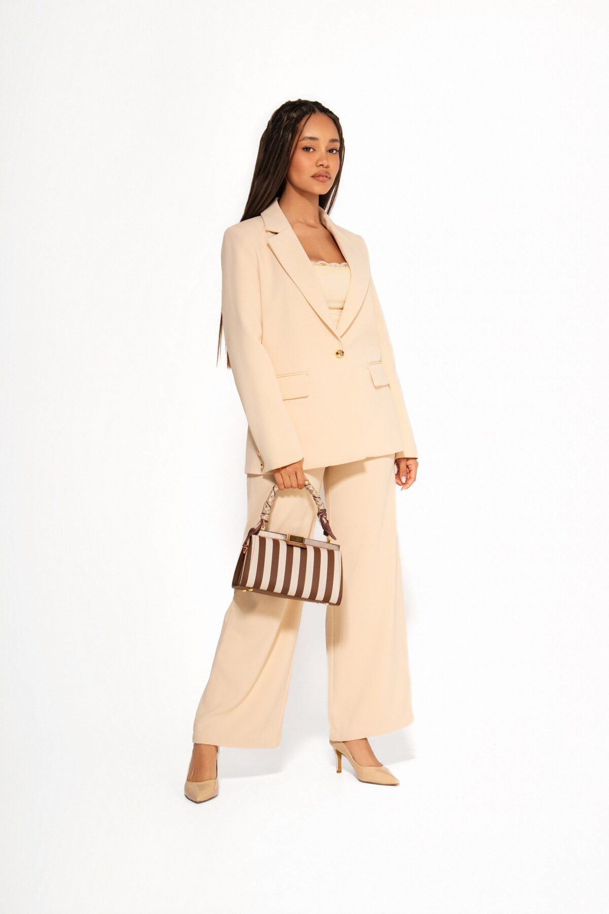 Костюм Ivory Elegance