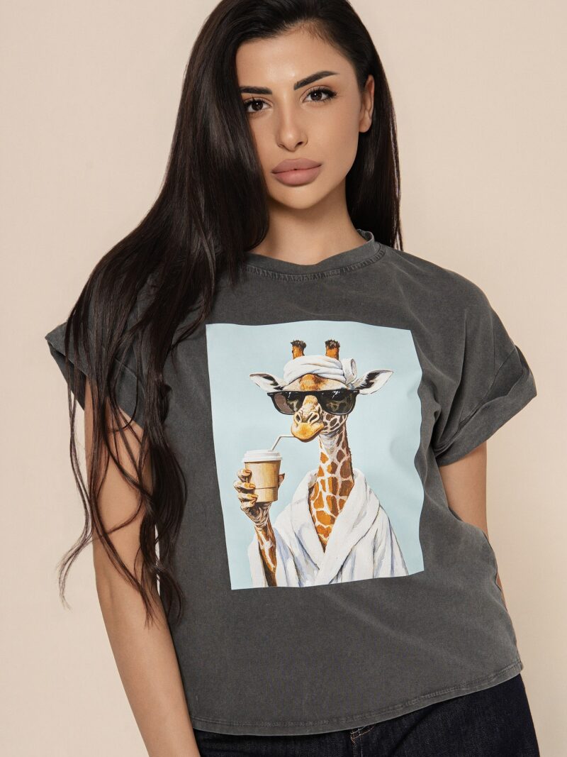 Тениска ,,Chill Giraffe Gray’’